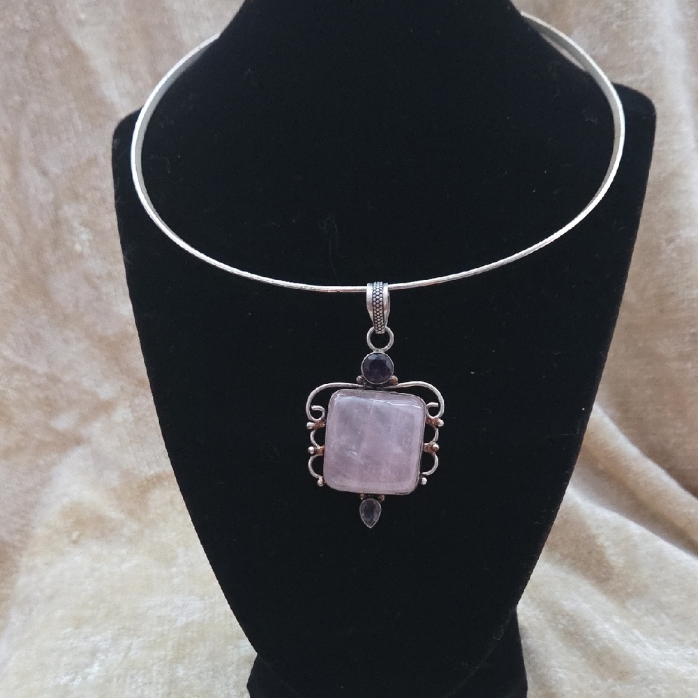 Silver and Pink Pendant Necklace